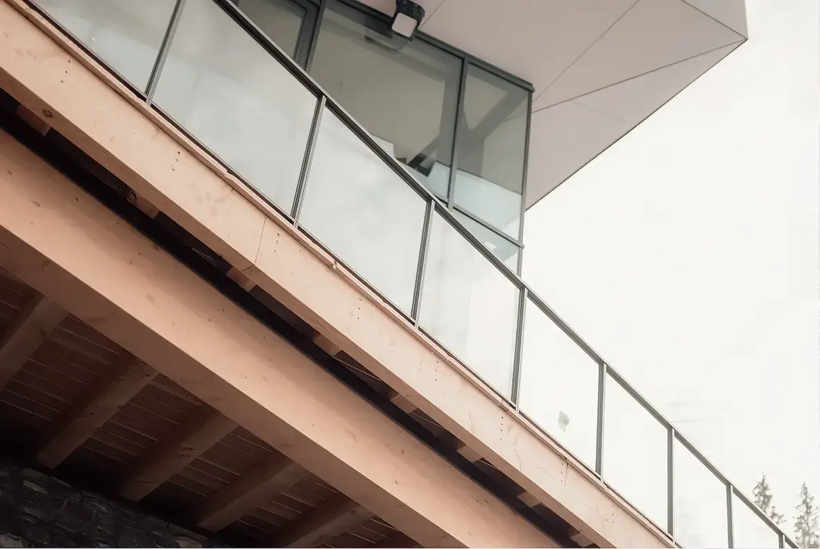 Aménagement d’espace fonctionnel par Studio Arch à Challes-les-Eaux