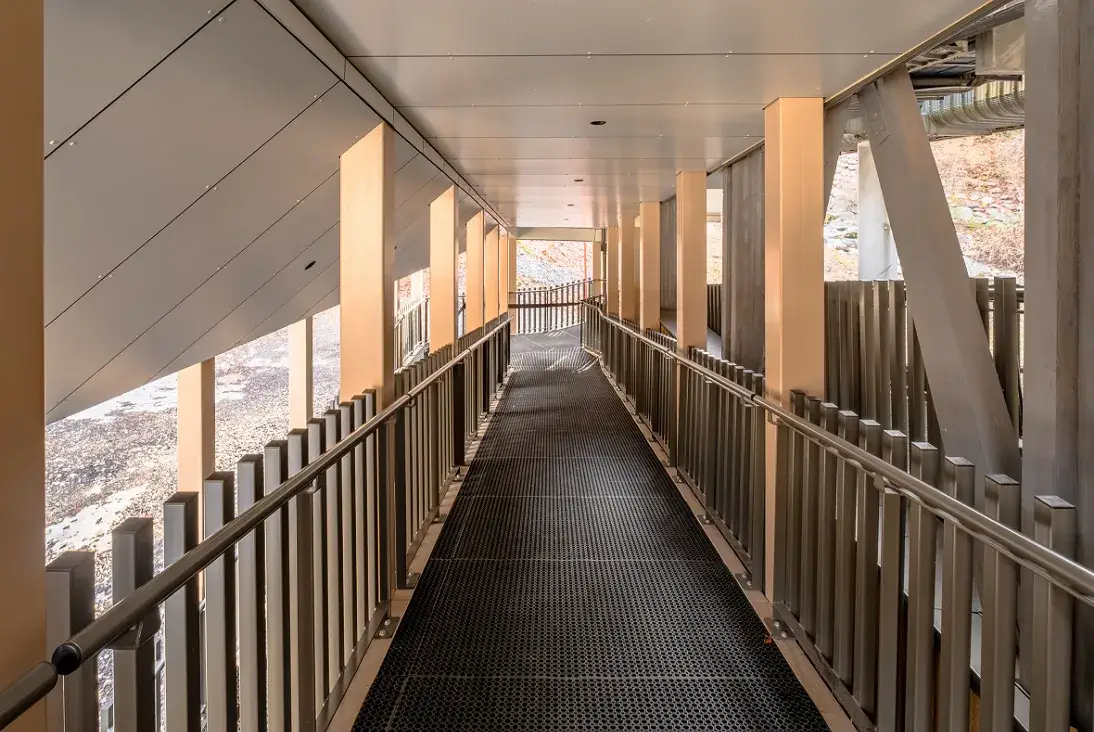 Design d’espace contemporain par Studio Arch à Chambéry