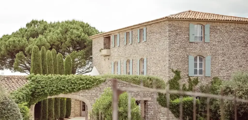 Rénovation d’appartement par Studio Arch à Challes-les-Eaux