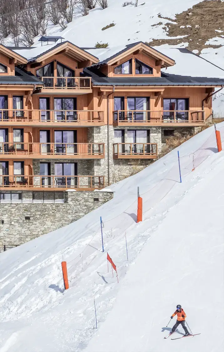 Design intérieur contemporain par Studio Arch à Grenoble