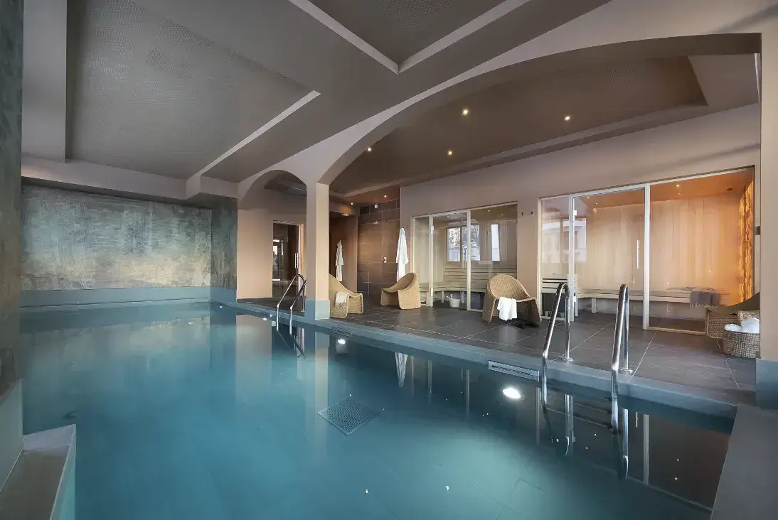 Design d’espace contemporain par Studio Arch à Grenoble