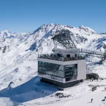 Rénovation d’appartement par Studio Arch à Challes-les-Eaux